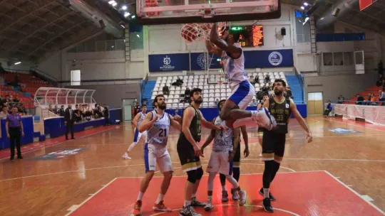Kocaeli BŞB Kağıtspor evinde mağlup oldu