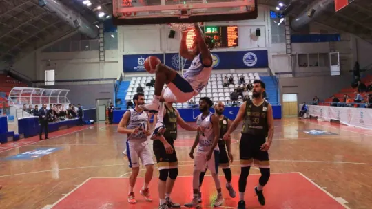 Kocaeli BŞB Kağıtspor evinde mağlup oldu