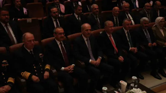 Kurtulmuş: Şu anda biz konuşurken de Filistin'e bombalar atılıyor