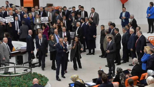 TBMM Genel Kurulu'nda gerginlik!