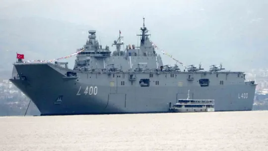TCG Anadolu'ya ziyaretçi akını