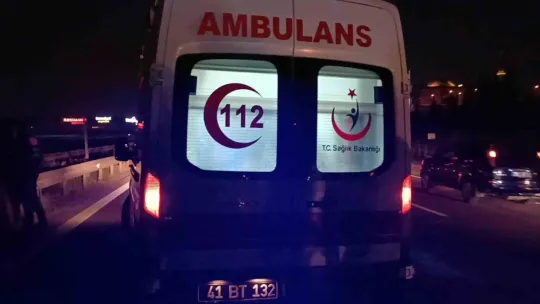 TEM'de 3 aracın karıştığı zincirleme kaza!