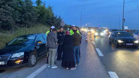 TEM'de 4 araç birbirine girdi: 1 yaralı