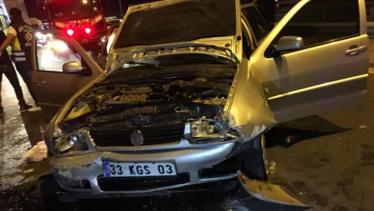 TEM'de 5 otomobil kazaya karıştı : 1'i bebek 5 yaralı