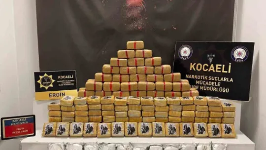 Durdurulan tırdan 99 kilo eroin çıktı