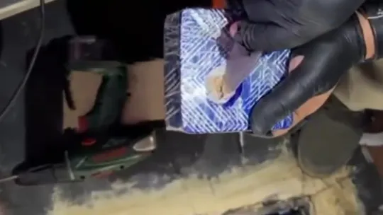Yolcu otobüsünden 76 kilo eroin çıktı