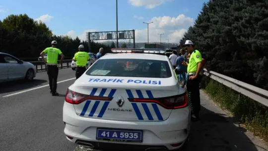 Lastik değiştirmek isterken canından oldu