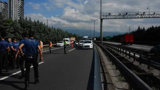 Lastik değiştirmek isterken canından oldu