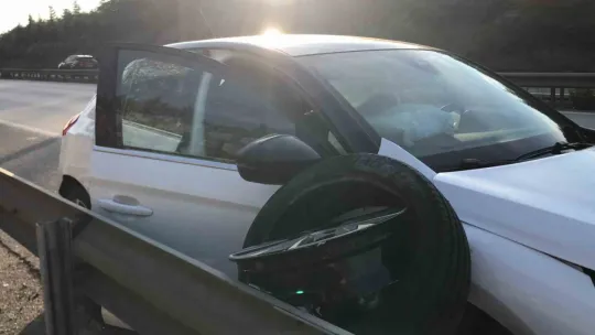 TEM'de hareketli anlar: yaralılar var