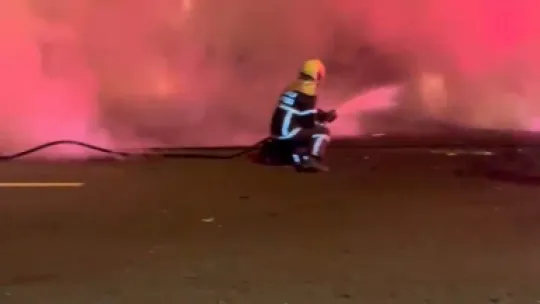TEM'de tır alev alev yandı