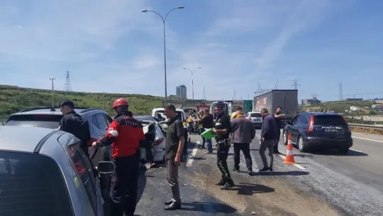 TEM'de zincirleme kaza: 10 yaralı