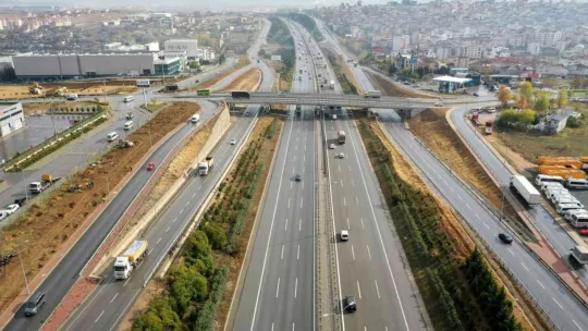 TEM'in Gebze güzergahı yeşile bürünüyor