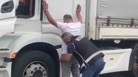 4 bin 270 kilo gümrük kaçağı tütün ele geçirildi