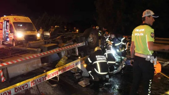 TEM Otoyolunda feci kaza: 1 ölü, 2 yaralı
