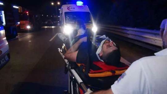 TEM Otoyolunda feci kaza: 1 ölü, 2 yaralı