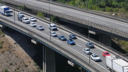 TEM Otoyolu'nda Kurban Bayramı yoğunluğu başladı