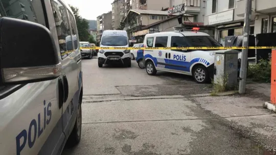 Temizliğe gittiği evde balkondan düşerek hayatını kaybetti