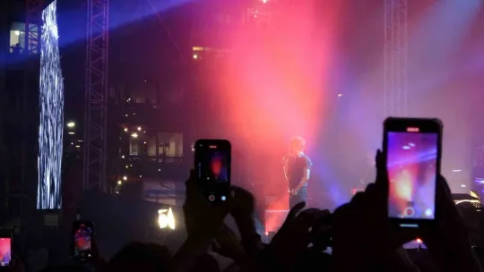 Teoman basın mensuplarını konserinden kovdu