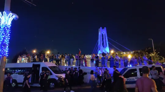 Teoman basın mensuplarını konserinden kovdu