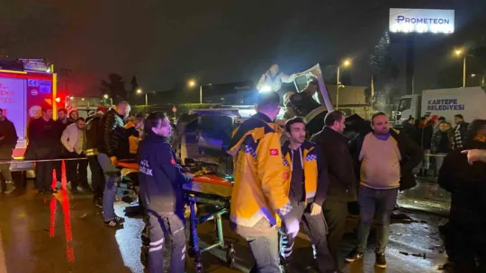 Kocaeli'de alkollü sürücü dehşet saçtı: 4 yaralı