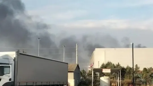 Kocaeli'deki tersanede yangın çıktı