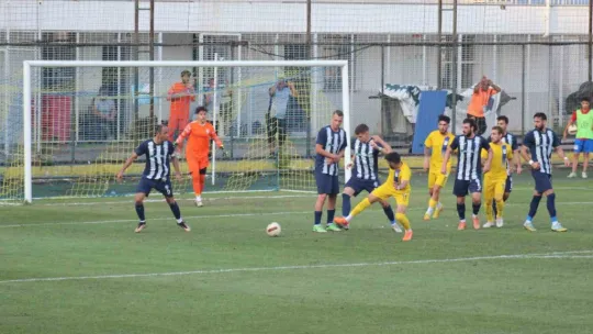 Belediye Derincespor lige iyi başladı