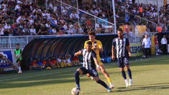 Belediye Derincespor lige iyi başladı