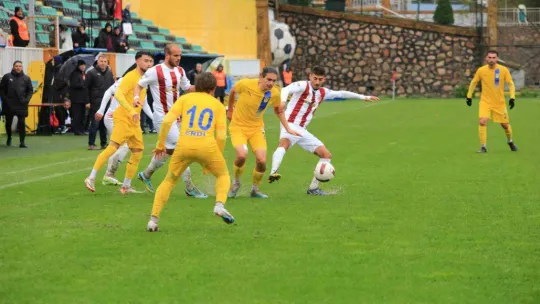 Belediye Derincespor nihayet galip geldi: 2-1