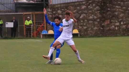 Belediye Derincespor ligde kaldı: 2-1