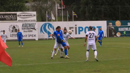 Belediye Derincespor ligde kaldı: 2-1