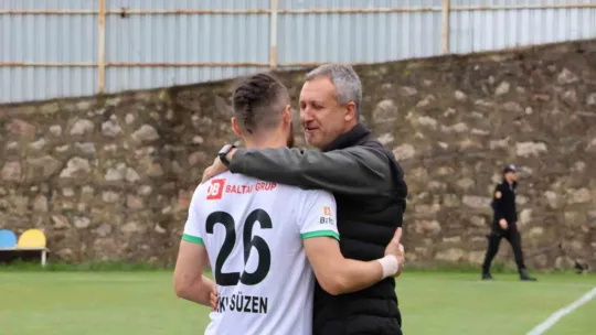 Belediye Derincespor ligde kaldı: 2-1