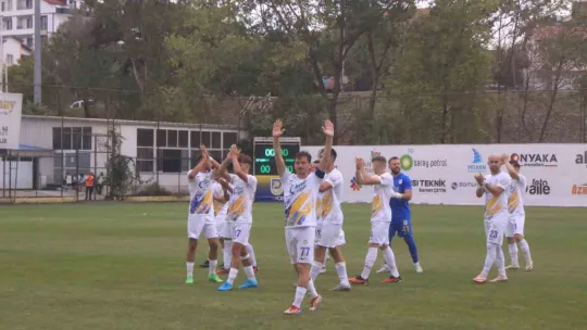 Derincespor evinde dağıldı: 1-5