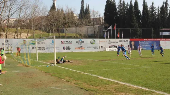 Derincespor evinde mağlup: 4-1