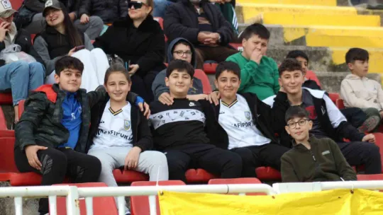 Belediye Derincespor evinde kazandı: 3-2