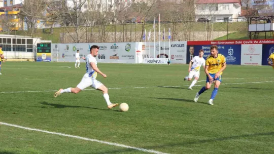 Belediye Derincespor evinde kazandı: 3-2