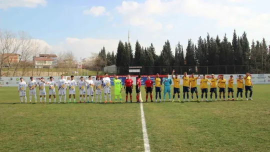 Belediye Derincespor evinde kazandı: 3-2
