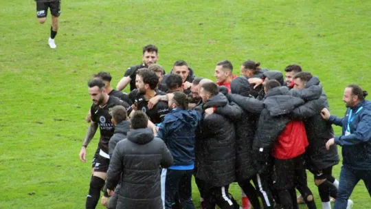 Belediye Derincespor'u eski Kocaelisporlular yıktı: 2-1