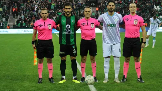 Kocaelispor 1-1 eriyor