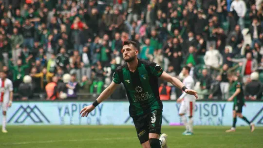 Kocaelispor ezdi geçti: 3-0