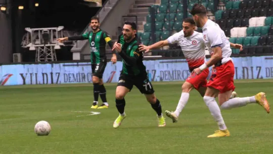 Kocaelispor rakibini kolay geçti: 3 - 0