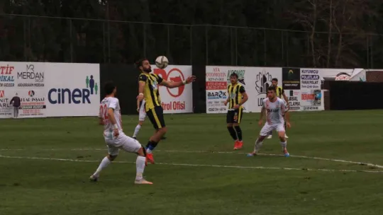 Belediye Derincespor yine galip gelemedi: 1-1