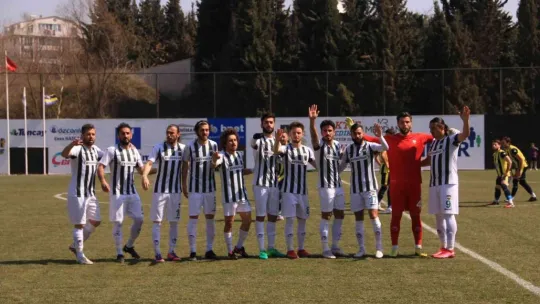 Belediye Derincespor yine evinde galip gelemedi: 2-2