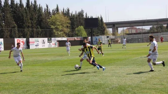 Belediye Derincespor sahasında Ağrı 1970 Spor'u mağlup etti: 3-2