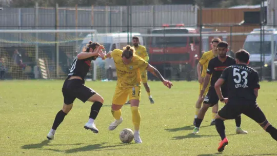 Belediye Derincespor Karşıyaka'yı geçemedi!