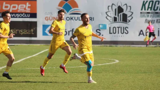 Belediye Derincespor Karşıyaka'yı geçemedi!