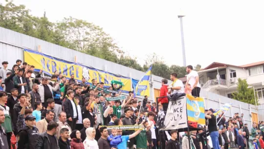 Belediye Derincespor sahasında farklı galip geldi: 3-0.