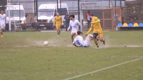 Belediye Derincespor evinde Yomraspor'u mağlup etti