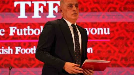 TFF'de bahis skandalı! Hakemler tespit edildi