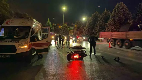 Tırın altında kalarak can veren genç son yolculuğuna uğurlandı