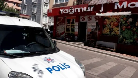 'Tırnakçılık' yöntemi ile kasiyeri saniyeler içinde böyle dolandırdılar!